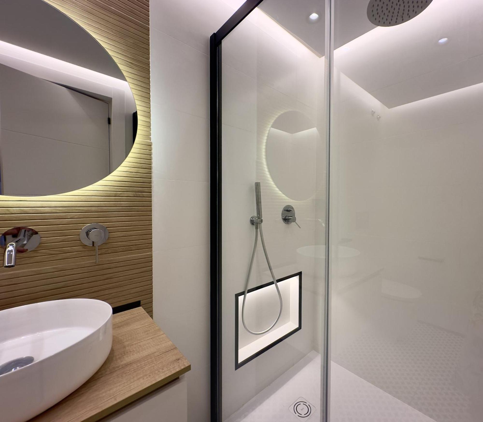 Irreverents Suites Малага Экстерьер фото